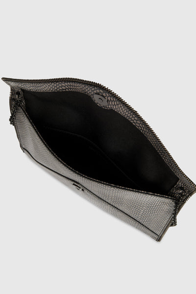 Leo Clutch With Chain Strap