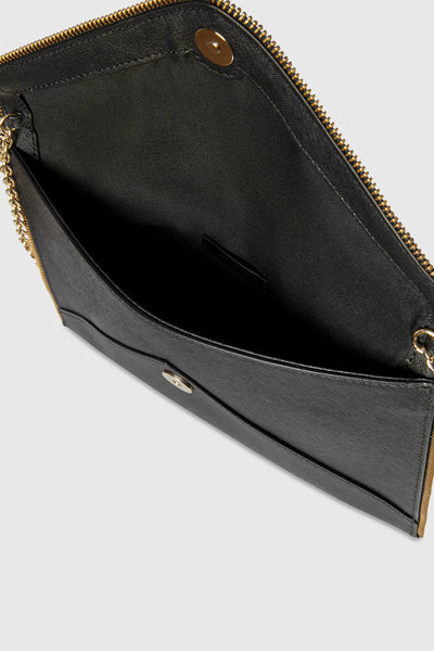 Leo Clutch with Chain Strap