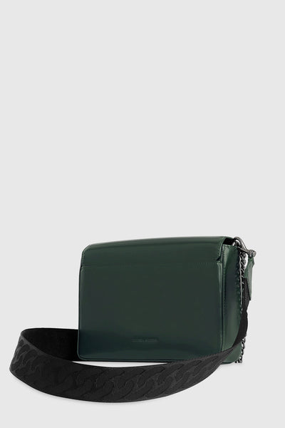 The G Shoulder