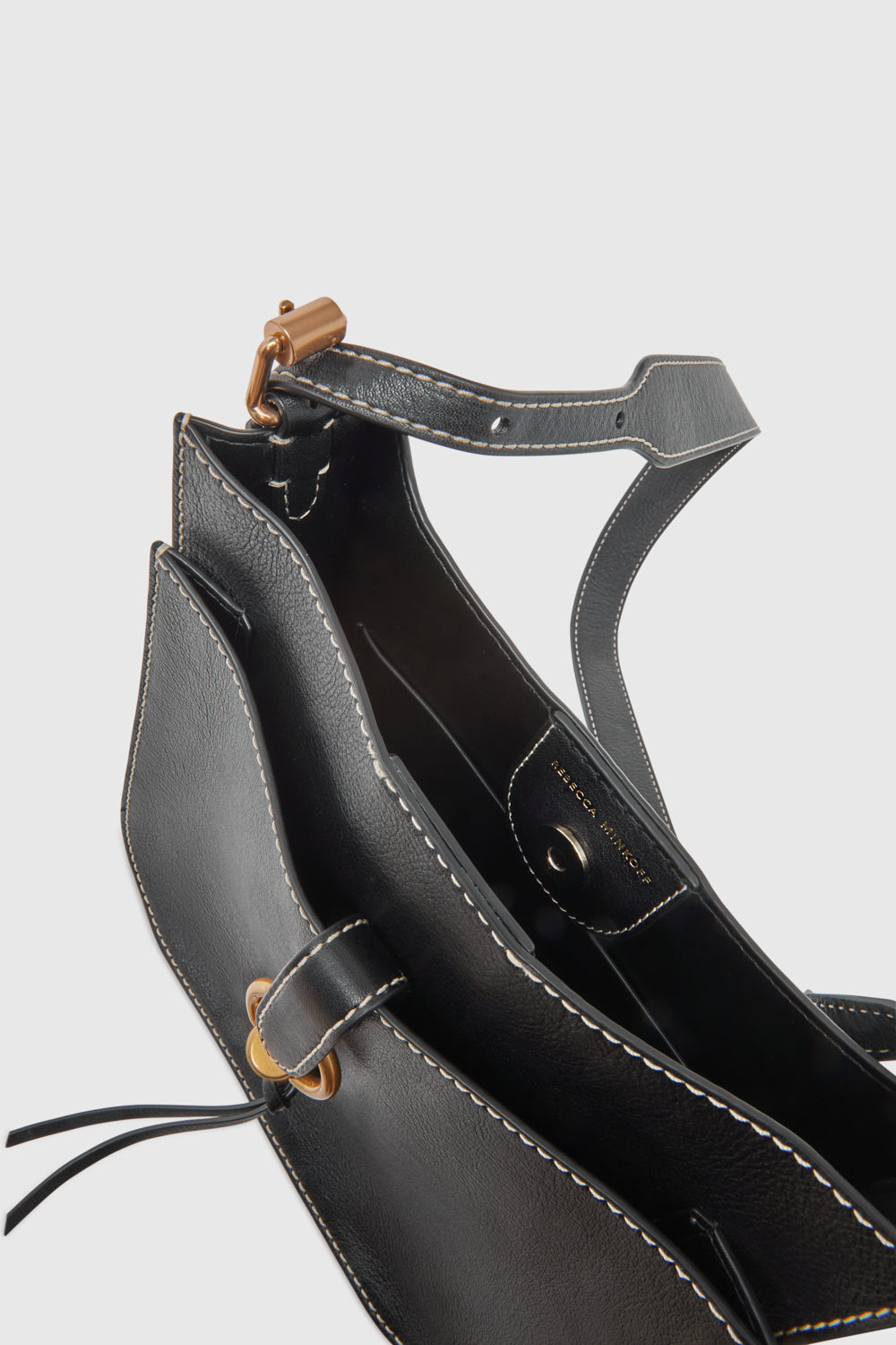 Megan Soft Small Feed Crossbody